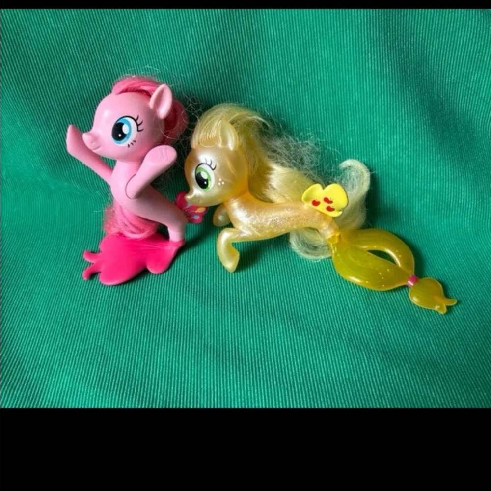My Little Pony 2016 Sea Pony Pearlized Apple Jack & Pinkie Pie figure